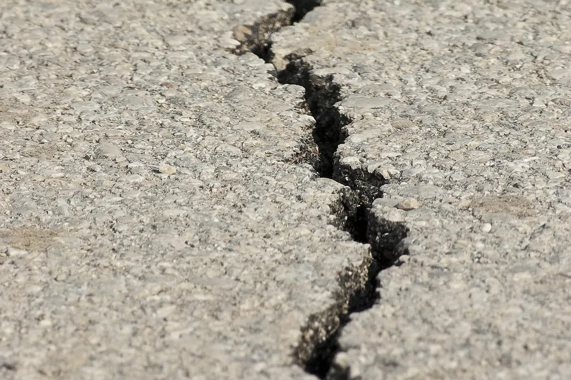 Plantation and Commodities Minister Seri Johari Abdul Ghani said six active faults were identified in the peninsula.