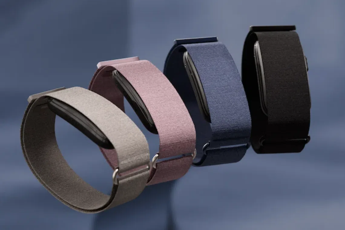 Garmin debuts $258 screenless fitness band in challenge to Whoop