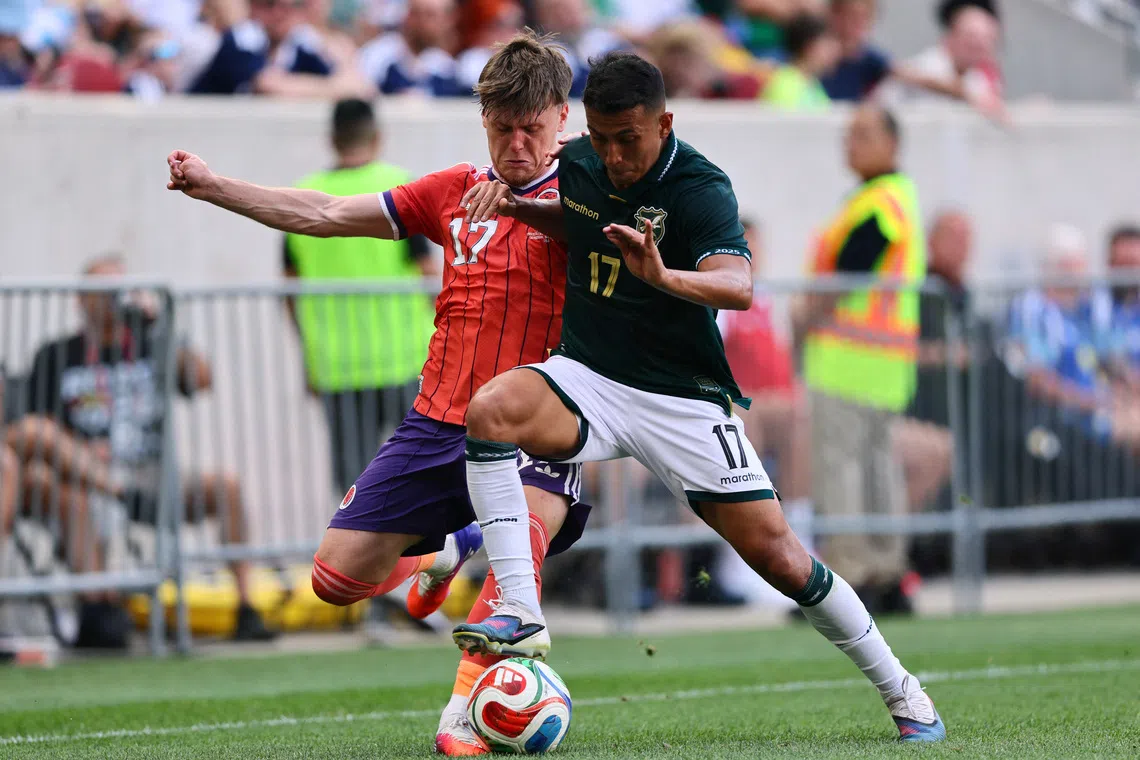 Soccer Football - International Friendly - Bolivia v Scotland - Sports Illustrated Stadium, Harrison, New Jersey, U.S. - June 6, 2026 Bolivia's Roberto Fernandez in action with Scotland's Ben Gannon-Doak IMAGN IMAGES via Reuters/Caean Couto