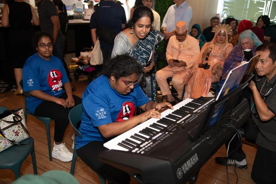 The event featured 33 runway models in total, including 13 APSN beneficiaries from APSN Tanglin School and the organisation’s alumni network.