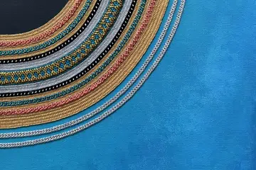 Libaas I, an art piece by Ms Hidhana Latheef, uses traditional kasabu weaving, which adorns the necklines of Dhivehi Libaas dresses.