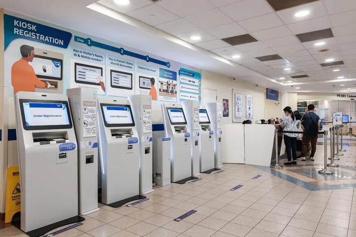 The registration kiosks at Tan Tock Seng Hospital had notes taped to it stating that it is under maintenance.
