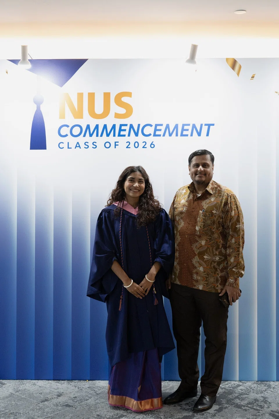 Recipient of the Batul Izzuddin Global Citizen Prize, 22-year-old Kashvi Raj,  with NUS College educator Dr Mustafa Izzuddin.