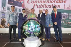 Launch of Commemorative Publication: From left to right: CE MUIS, Mr Kadir Maideen.; ⁠Masjid Bencoolen Honorary Chairman, Mr Mohamed Rafeeq   S/O Mohamed Yusoof.; ⁠Acting Minister-in charge of Muslim Affairs, Mr Zaqy Mohamed.; ⁠Masjid Bencoolen Vice Chairman, Mr S.M. Abdul Jaleel.; ⁠President, MUIS, Mr Mohamed Sa’at Abdul Rahman; Masjid Bencoolen Secretary, Mr Ajmal Khan.