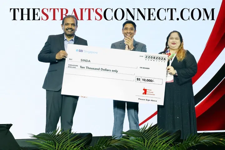 The  ISA made a contribution to the Singapore Indian Development Association (SINDA), reflecting its belief that professional success should also translate into giving back to society.