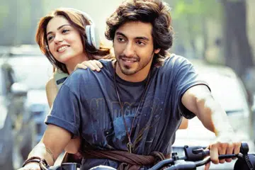 Ahaan Panday and Aneet Padda in Saiyaara.