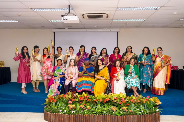 Winners of the Women Excellence Awards with Deputy High Commissioner of India to Singapore, Ms Pooja M.Tillu (front row, third from right) and High Commissioner of the Republic of South Africa to Singapore Ms Madiepetsane Charlotte Lobe (front row, third from left).