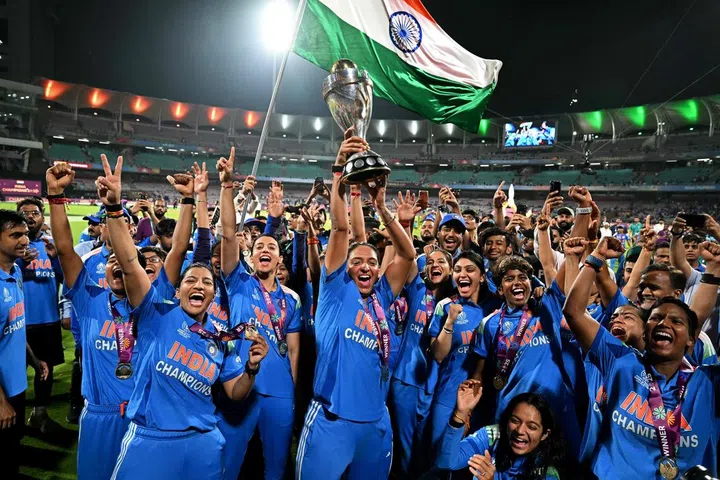 Captain Harmanpreet Kaur lifting the Women’s World Cup trophy after India beat South Africa in the final on Nov 2.