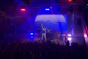 This marks the 33-year-old’s second attempt at touring after tearing his ACL during a show in London last year. 