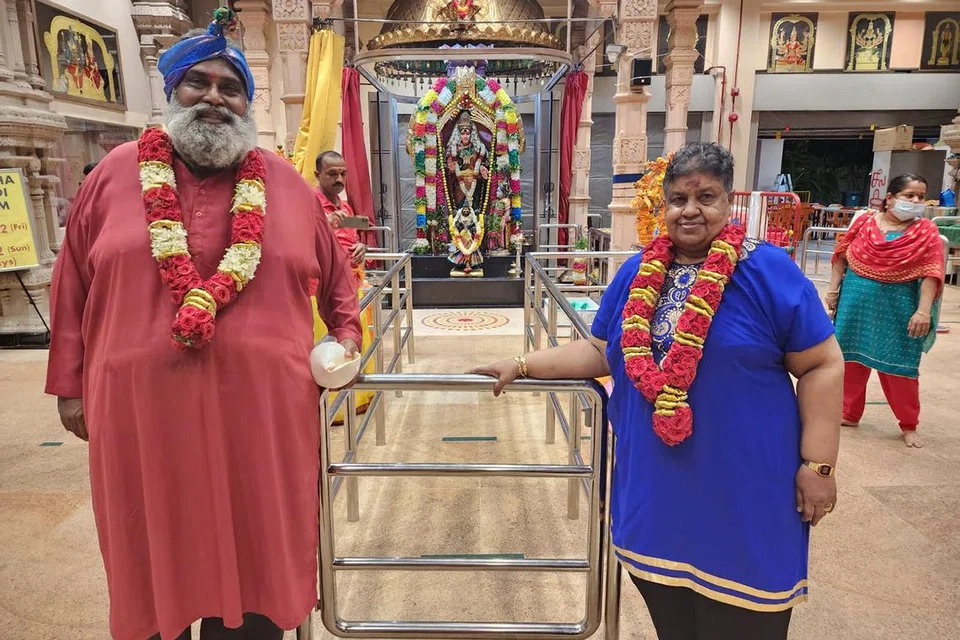 Mr Rajendran Krishnasamy and his late wife, Mdm Malliga.