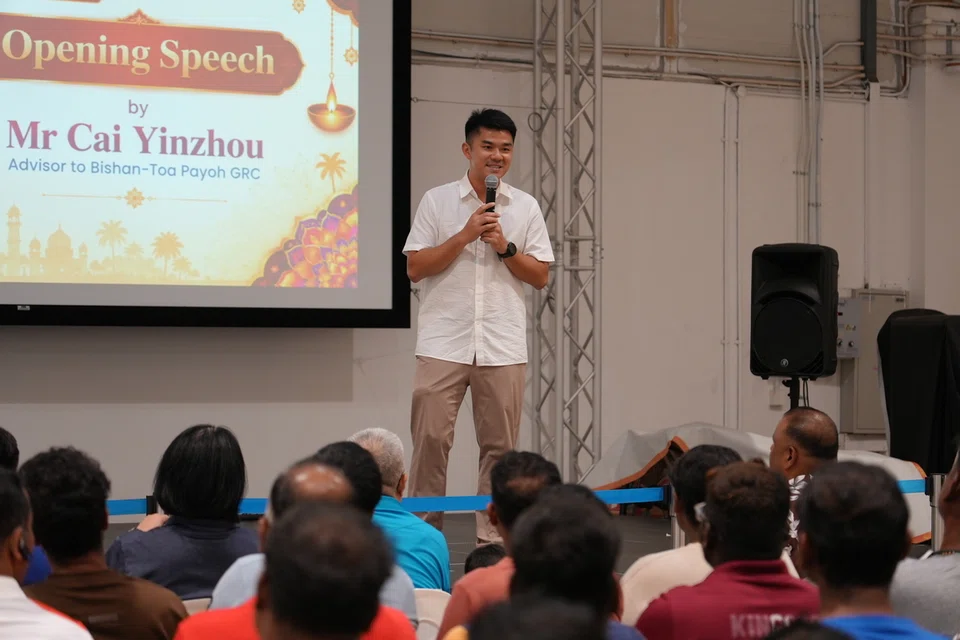 Bishan-Toa Payoh GRC MP Cai Yinzhou addressing the crowd at Kaki Bukit Recreation Centre during Project Silver Impact.