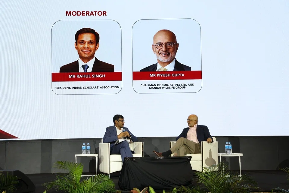 Speakers included former DBS chief executive and current SMU chairman Piyush Gupta (right).