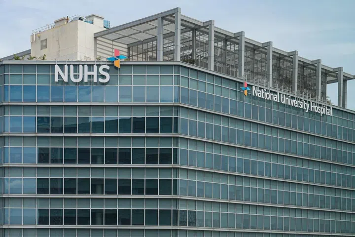 NUH has cut plastic use by over 50% through the phasing out of small plastic bags at its pharmacies. It also stopped providing plastic bags for staff bins, which saves approximately 200,000 plastic bags annually.