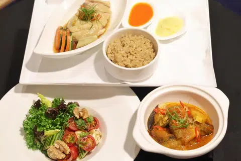 High-nutrition S’pore tomatoes, fish could be on the menu on flights, in schools, for NSmen