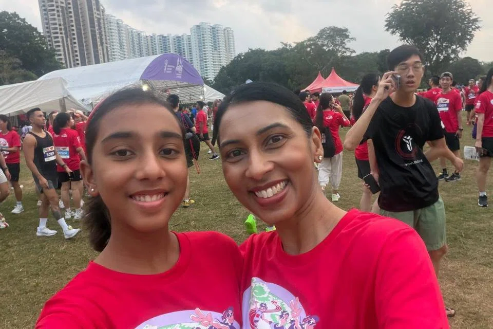 Dipna and her mother, Dr Tanujaa Rajasekaran getting ready for race against cancer run