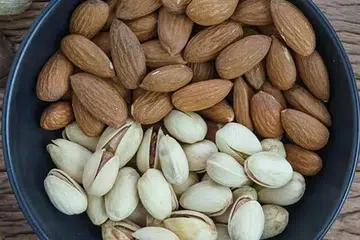 Nuts can speed weight loss 