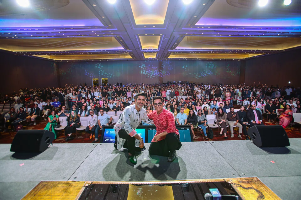 Rishi Budhrani (left) and Aamir Khan with over 1,000 attendees at the Marina Bay Sands Grand Ballroom on Oct 22.