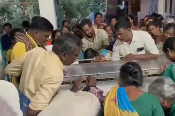Relatives and friends at the funeral of Mr Srinivasan Sivaraman in Kambarnatham in Tamil Nadu on May 29.