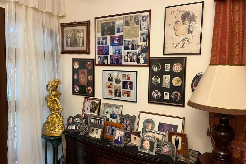 Photos of The Kesavapany Family at the veteran diplomat’s residence.