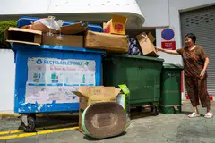 Domestic and non-domestic recycling rates declined over the period of 2019 to 2025.