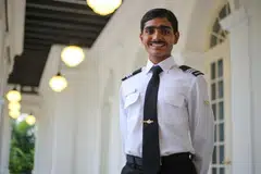 Servicemen clinch military scholarships 