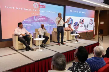 Senior Minister of State, Dr Janil Puthucheary addressing the Indian community leaders and partners at the post National Day Rally Dialogue Session organised by Narpani Pearavai on Wednesday, 27 August 2025.
