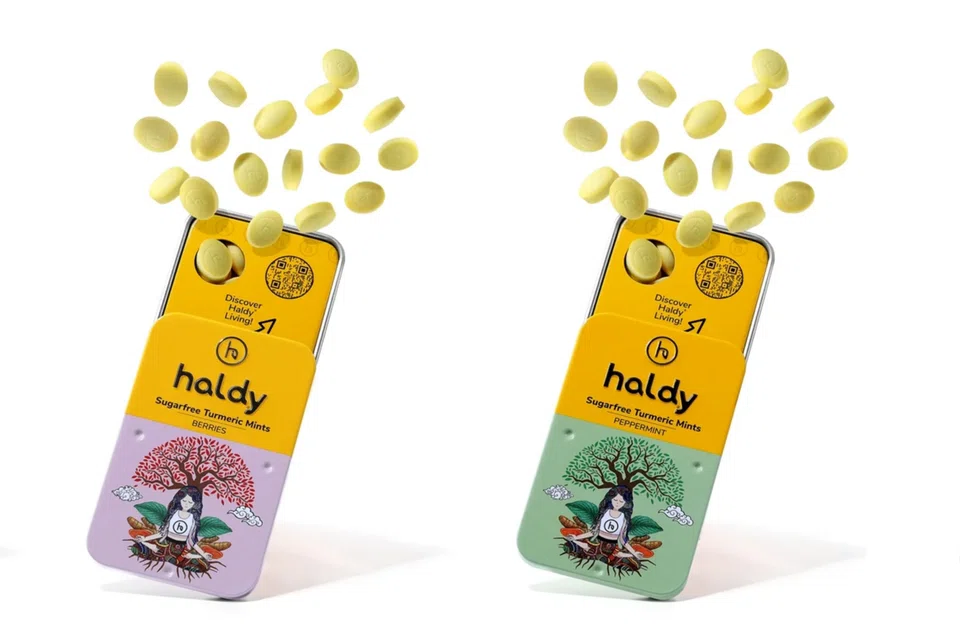 Haldy currently comes in four flavours – Lemon, Berries, Peppermint and Apple Cinnamon – with around 40 mints in each S$5 pack.