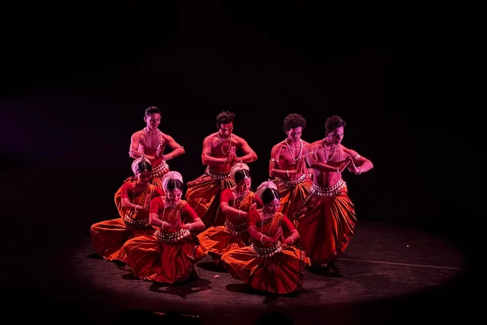 Dancers from Orissa Dance Academy.