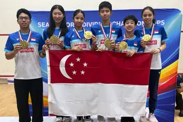 (From left) Jackrish Sashikumar, Jacintha Han, Kareena Sashikumar, Rehaan Singh, Kaelen Low and Naisha Singh were Singapore’s six gold medallists at squash’s Southeast Asian Junior Individual Championships.