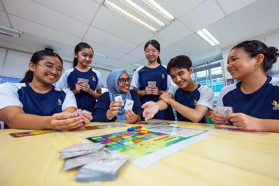 Woodgrove Secondary School’s Social Studies Subject Head Ayesha Thasneem is a finalist for MOE’s Outstanding Youth in Education Award.