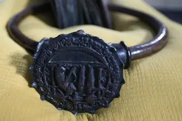 Netherlands handed over the 11th-century Anaimangalam Chola copper plates to India during PM Narendra Modi’s visit.