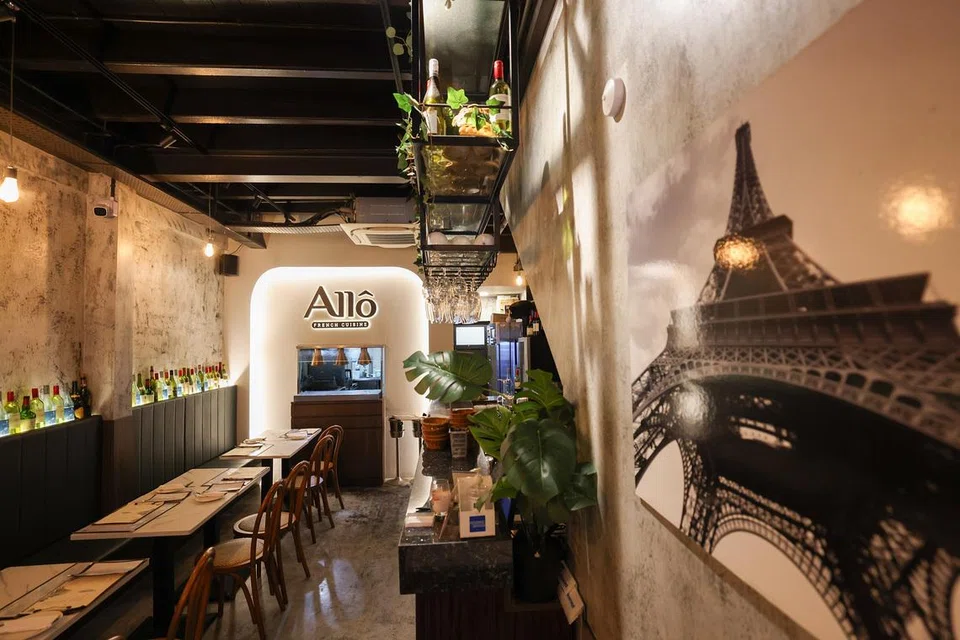 Allo’s owner and head chef Andrew Seah with his sous chef Prince Koshinder.