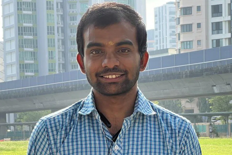 ரவி சிங்காரம்.