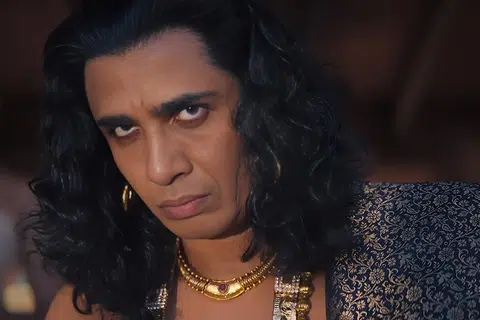 ‘காந்தாரா சாப்டர் 1’ படத்தில் குல்ஷன் தேவய்யா.