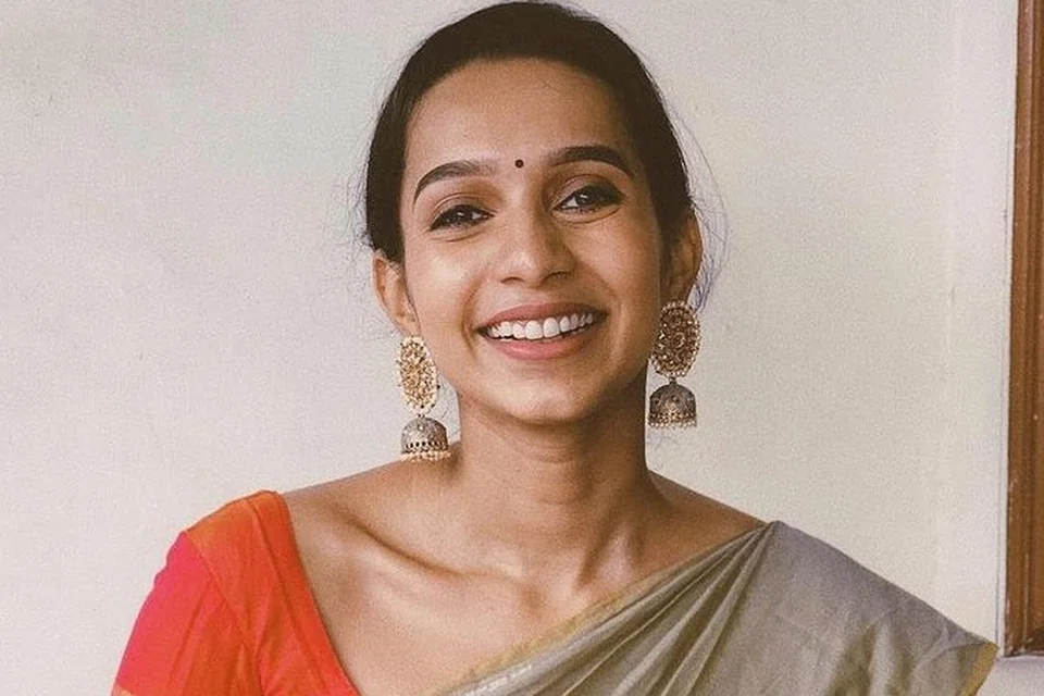 சஞ்சனா.
