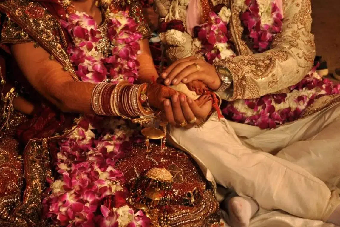 ஆந்திராவில் திருமண மோசடி: 19 வயது இளம்பெண் கைது