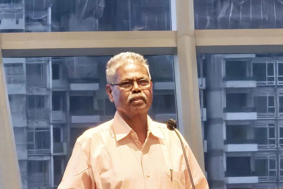 நிகழ்ச்சியில் உரையாற்றிய நாஞ்சில் நாடன்.