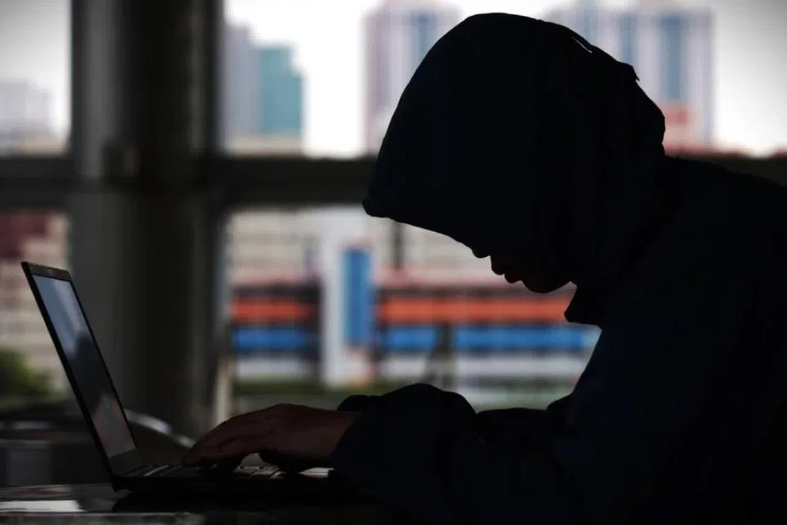 $5.84 மி. மோசடி: 200 பேரிடம் விசாரணை