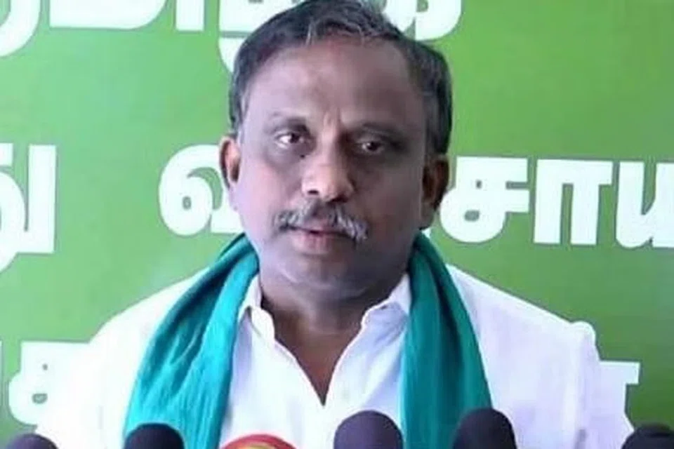 பி.ஆர்.பாண்டியன்.