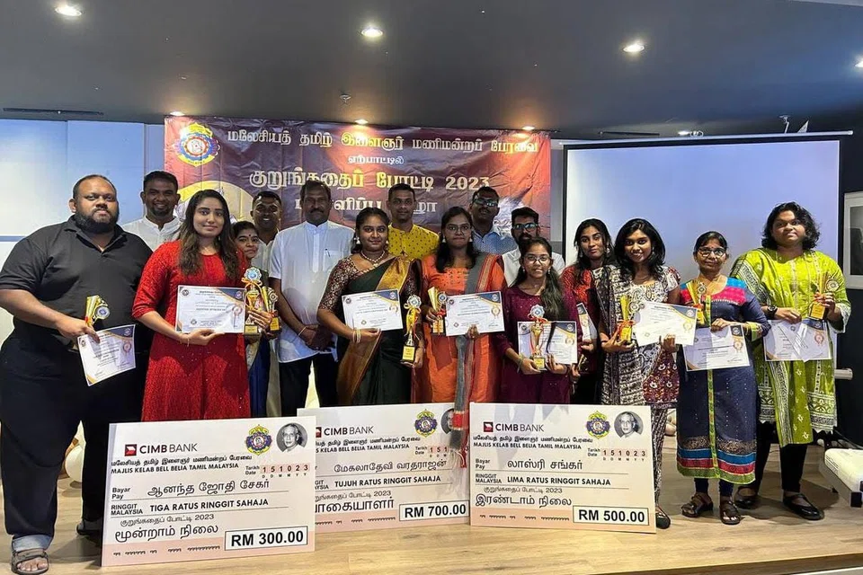 மலேசிய மாணவர்கள், இளையர்களின் எழுத்தாற்றலை வளர்க்க பல போட்டிகளை நடத்தி ஊக்கம் அளிக்கிறது மலேசியத் தமிழ் இளைஞர் மணிமன்ற பேரவை