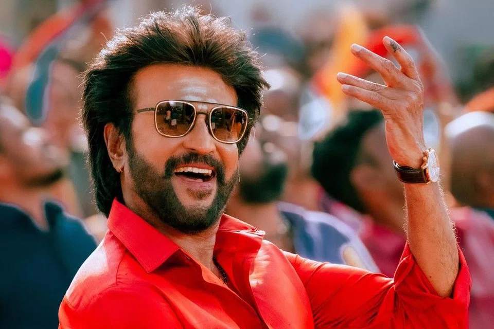 நடிகர் ரஜினிகாந்த். 