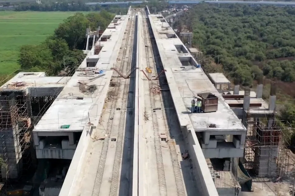 மகாராஷ்டிரா மாநிலம் மும்பை, நாக்பூர், பூனே பகுதிகளில் மெட்ரோ திட்டங்கள் இடம்பெறுகின்றன.