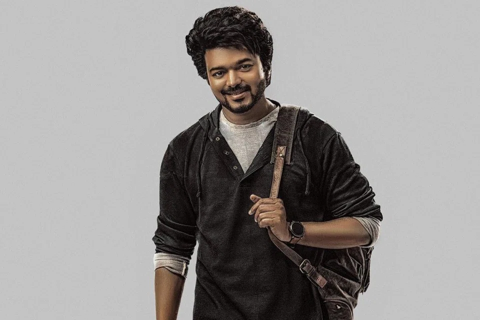 நடிகர் விஜய். 