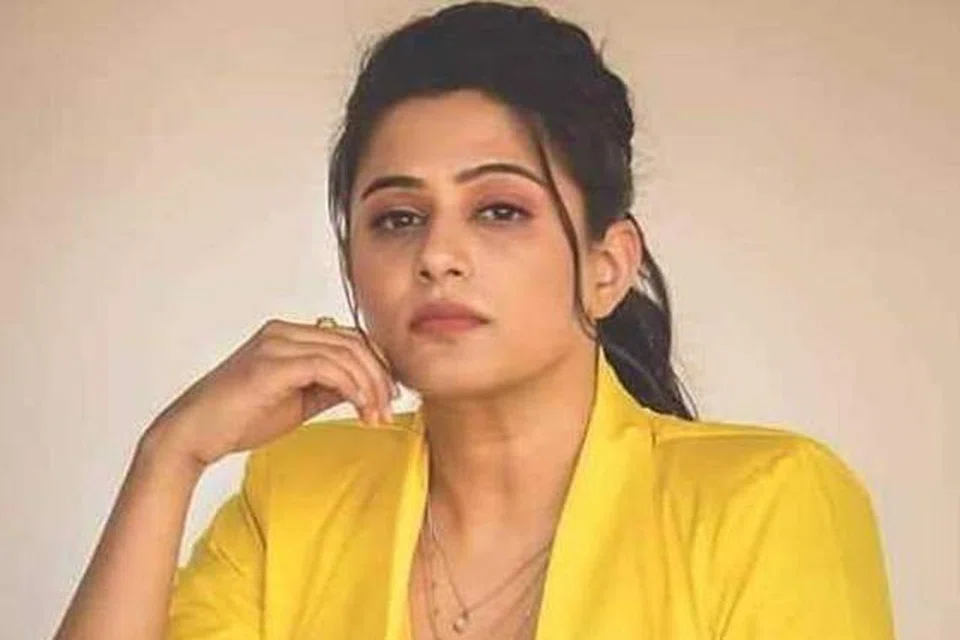 பிரியாமணி.