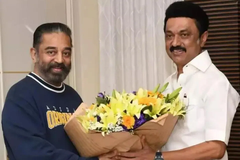 முதல்வர் ஸ்டாலினுடன் கமல்ஹாசன்.