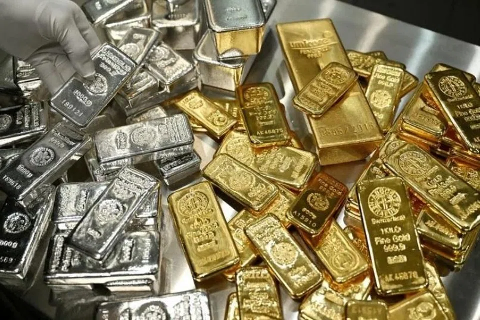 பணவீக்கம் குறித்த அச்சம் தங்கத்தை ஒரு பாதுகாப்பான முதலீடாகப் பார்க்கச் செய்கிறது.