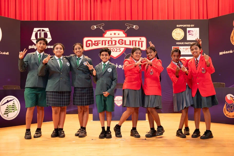 இறுதிப்போட்டியில் மோதிய இரு அணிகள்