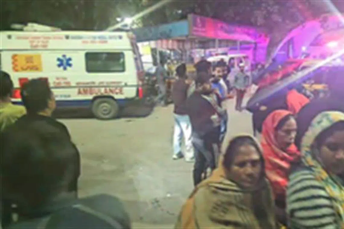 இரவில் துப்பாக்கிச் சூடு: அலறியடித்து ஓட்டம் பிடித்த டெல்லி மக்கள்