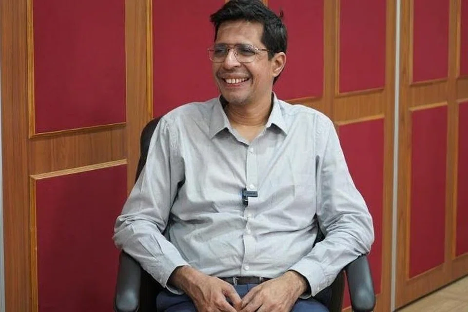 சென்னை ஐஐடி இயக்குநர் வீ.காமகோடி.