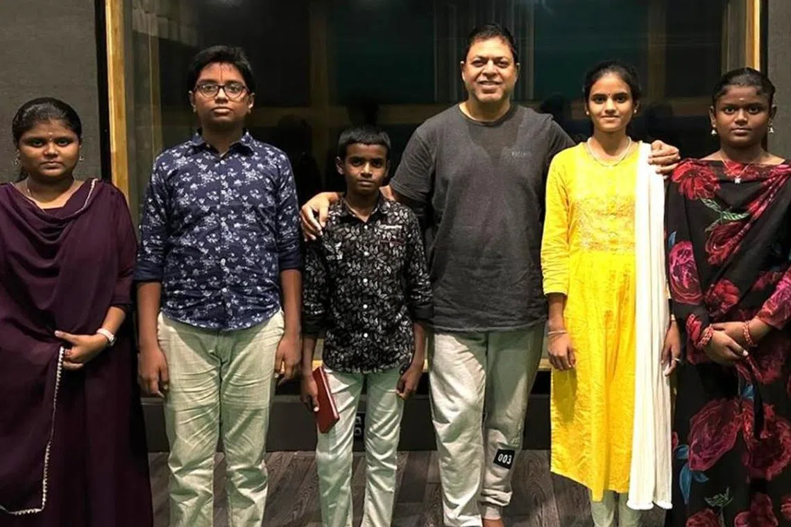 அரசுப் பள்ளி மாணவர்கள் ஆறு பேருக்கு வாய்ப்பு